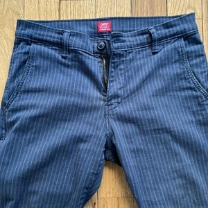 LEVI’s XX CHINO “Blue Pinstripes” Standard Taper  30x30